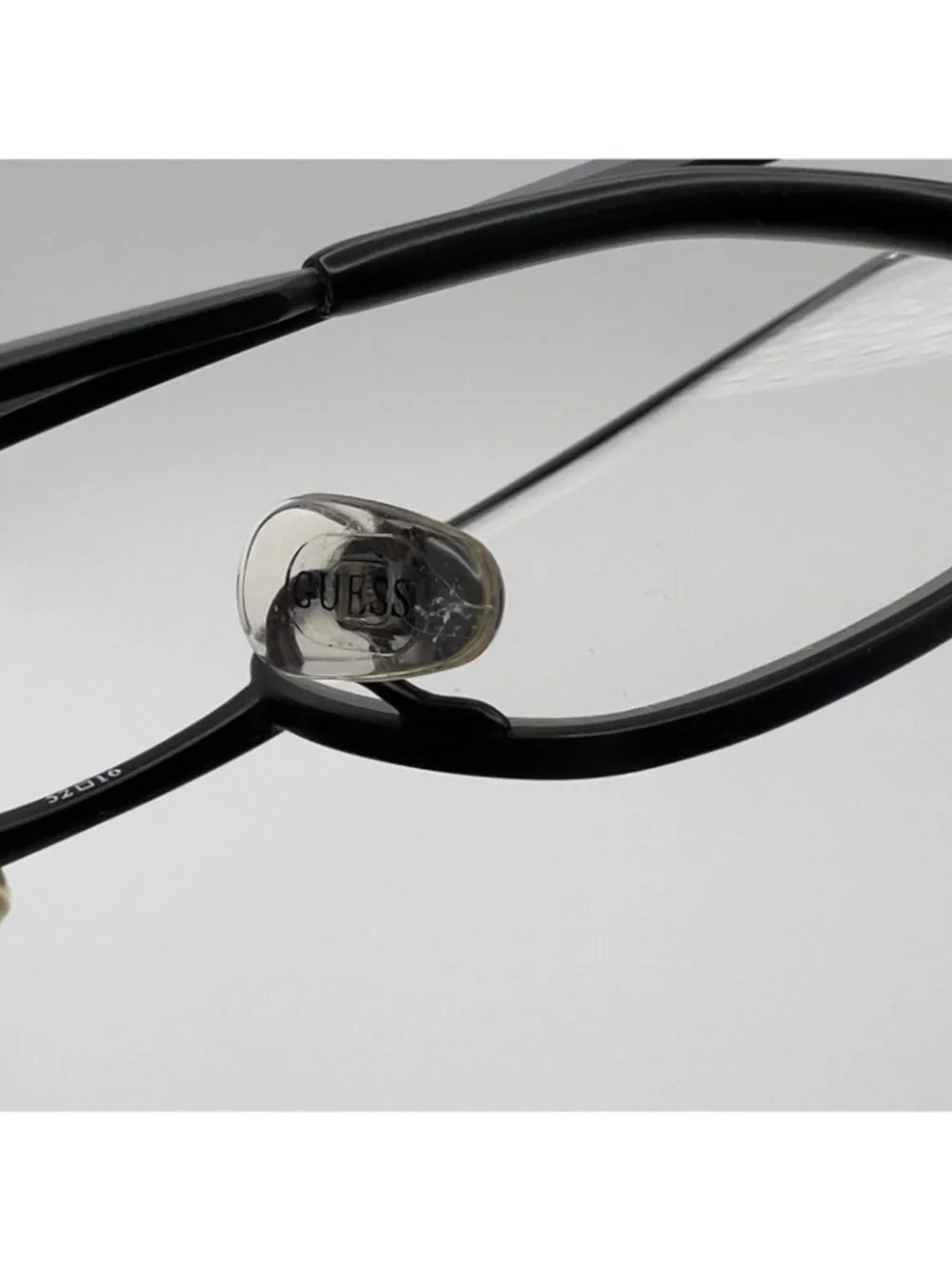 Guess 1581 Eyeglass Frames Rectangle Flex Spring Metal Blk Black 52-16-130 Case